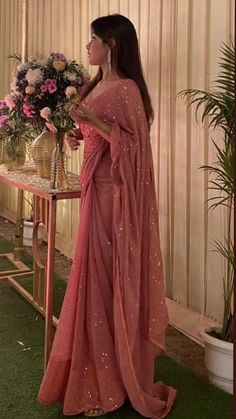 #outfits #fashion #outfitstyle #outfitshare #aesthetic #personality #fashionista #photography #desifashion #desiasthetic #wedding #weddingdress Saree For Prom, Pink Sari Aesthetic, Pink Saree For Farewell, Farewell Looks, Elegant Saree For Farewell, Saree For Girls Farewell, Akanksha Sharma, Sarees For Farewell, Farewell Saree Ideas