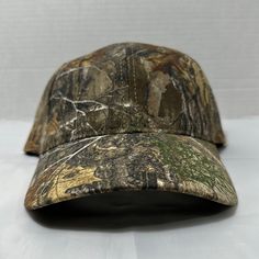 Realtree Men’s Adjustable Baseball Hat Camo Nwt Outdoor Cap One Size Fits Most Camouflage Hunting Outdoor Travel Casual Work Hats Trucker, Cool Baseball Caps, Swag Hats, Camouflage Hat, Funky Hats, Hats Beanie, Camo Hat, Outdoor Cap, Fleece Hat