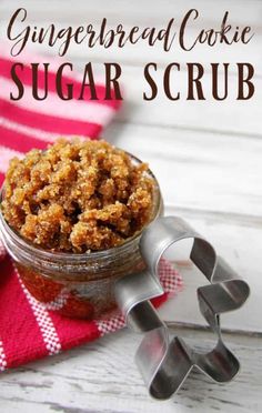 Exfoliate Skincare, Candy Cane Sugar Scrub, Gingerbread Ingredients, Christmas Skincare, Vanilla Sugar Scrub, Natural Sugar Scrubs, Warm Vanilla Sugar, Natural Beauty Recipes