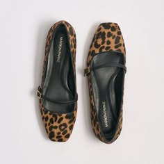 Material: Hair Calf/NappaColor: LeopardStyle: FlatHeel: 10mm (0.4")Made in Brazil Cheetah Print Ballet Flats, Thrifting Ideas, Leopard Kitten, Cheetah Flats, Cheetah Print Flats, Leopard Print Ballet Flats, London Baby, Leopard Flats, Leopard Shoes