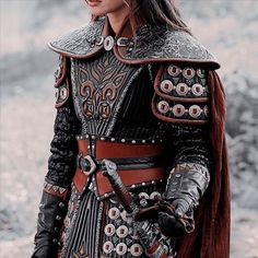 Mulan Aesthetic Outfit, Evil Mulan, Disney Mulan Aesthetic, Mulan Mushu, Medieval Aesthetic, Female Knight