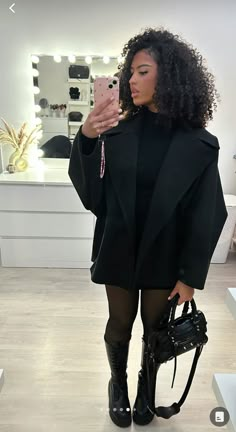 Ootd Autumn, Cosy Outfit, Mode Zara, Classy Winter Outfits, Winter Fashion Outfits Casual, Rock Outfit, Classy Girl, Cold Outfits, Elegante Casual