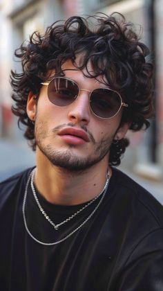 David Hair, Hairstyles For Guys, Men's Curly Hairstyles, Medium Curly, Medium Curly Hair Styles, Men Haircut Styles