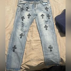 Men Cross Jeans By Zcl Size: 40 Gucci Jeans, Cross Jeans, White Crosses, Jeans Men, Helix, Black Blue, Mens Jeans, Blue Black, Man Shop