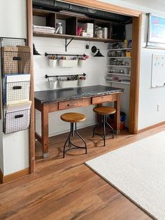 Art Nook, Desk Makeover Diy, Brick Room, New Flooring, Toy Room, Desk Makeover, Work Station, Upcycled Home Decor