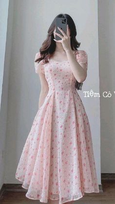 Simple Frock Design, Chique Outfits, Trendy Dress Outfits, Designer Dresses Casual, Stylish Dress Book, Easy Trendy Outfits, Stylish Dresses For Girls