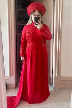 Long Sleeve Gown With Floral Embroidery For Banquets, Elegant Long Sleeve Embroidered Dress With Floral Details, Elegant Long Sleeve Embroidered Floral Dress, Elegant Red Embroidered Long Sleeve Dress, Elegant Long Sleeve Red Embroidered Dress, Elegant Red Long Sleeve Embroidered Dress, Long Sleeve Lace Gown With Sequins, Red Sequin Dress For Eid, Long Sleeve Embellished Embroidered Wedding Dress