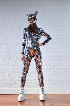 Space Kat Mirrored Suit – HARMONIA NY Led Jacket, Mirror Jacket, Outfits Coachella, 50's Costume, Mirrored Costume, Space Costumes, Coachella Outfits, Led Costume, Cage Dress