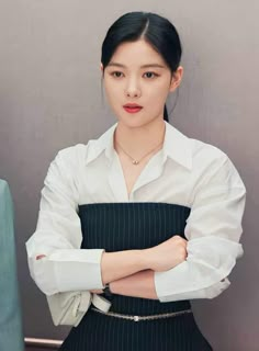 do do hee Kdrama Outfits, Kim Yoojung, Kim You Jung, Kdrama Fashion, Korean Wedding, Kim Yoo Jung, My Demon, Song Kang, Korean Fashion Dress