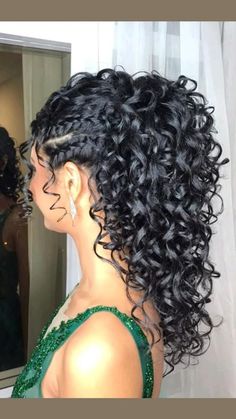 Curly Hair Dos, Hoco Hair Styles, Hairstyles Hoco, Curly Wedding Hair, Short Hair Lengths, Hoco Hairstyles, Hair Hoco, Curly Hair Styles Easy