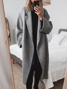 Women Pockets Solid Wool-blend Coat Gray Coat, Cozy Coats, Long Winter Coats, Blue Coat, Estilo Chic, Looks Street Style, Wool Blend Coat, Woolen Coat, Casual Coat