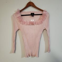 Size M Brand New With Tag Evie Top. Blush Pink Color Pink Fitted Top For Fall, Chic Pink Stretch T-shirt, Pink Stretch Feminine Tops, Pink Spring Knit Top, Chic Long Sleeve T-shirt For Spring, Chic Long Sleeve Spring T-shirt, Pink Fitted Knit Top, Feminine Pink Knit Top For Spring, Feminine Pink T-shirt For Spring