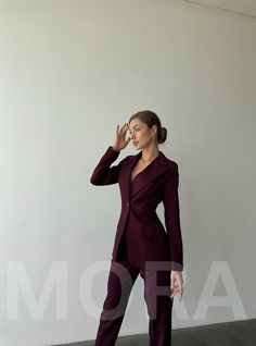 Suits are available in 6 major sizes according to our size chart. Models are wearing a size S Blazer length is 27,1 inches or 69cm Sleeve length is 24,4 inches or 62 cm Pants outer seam length is 39,3 inches or 100 cm Vest length is 18,5 inches or 47 cm XS= 2 US numeric BUST 32-34 inches or 82-86 cm WAIST 23-24.8 inches or 59-63 cm HIPS 33-35 inches or 86-90 cm S= 4 US numeric BUST 34-35 inches or 86-90 cm WAIST 25-26 inches or 63-67 cm HIPS 35-37 inches or 90-94 cm M = 6 US numeric BUST 35-37 i Dark Purple Womens Suit, Purple Suit For Women, Burgundy Suit Women, Office Wear For Women, Maroon Suit, Office Women, Purple Suits, Womens Blazer, Burgundy Suit