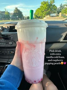 Starbucks Lemonade Drinks, Starbucks Orders To Try, Starbucks Drinks Without Coffee, Starbucks Smoothie, Starbucks Copycat Recipes Drinks, Vanilla Cold Foam, Popping Pearls, Starbies Drinks