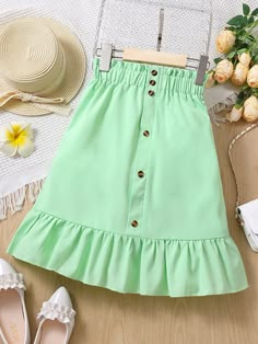 Verde Menta Fofo Collar  Tecido Simples Em A Embellished Elasticidade Baixa  Roupa Meninas Button Front Skirt, Girls Skirts, Baby Skirt, Skirts For Kids, Baby Frocks Designs, Skirt Patterns Sewing, Fancy Dress Design, Dresses For Teens, Skirt Design