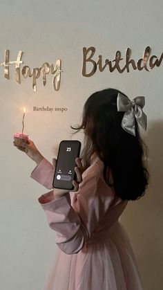 Portret Feminin, Cute Birthday Pictures, 21st Birthday Photoshoot, Birthday Ideas For Her, Cute Birthday Ideas, Instagram Creative Ideas, 사진 촬영 포즈, 23rd Birthday