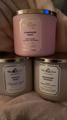 Candles From Bath And Body Works, Smells Good Aesthetic, Best Candles House Smells, Things To Make Your Room Smell Good, 5 Bellow Finds, Small Items, Christmas Wishlist Coquette, Bath Body Works Aesthetic, Smell Aesthetic