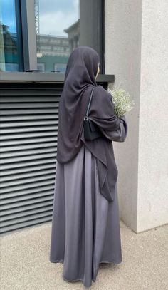 Mode Niqab, Islamic Modest Fashion, Modest Outfits Muslim, Muslimah Fashion Casual, Abaya Outfit, Hijab Aesthetic, Muslim Women Fashion