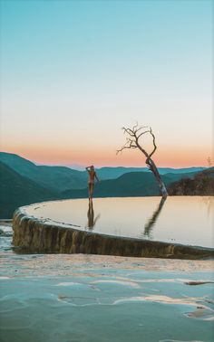 Hierve El Agua hot springs Coolest Places In The World, Painted Skies, Agua Natural, Infinity Pools, Oaxaca City, Photography New York, Mexico Destinations, Holiday Places