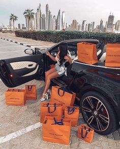 Luxury Lifestyle Women