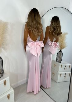 Feel like royalty in our 'Problematic Princess' Bow Gown! The stunning low plunge back and diamante trim add a touch of glamour, while the large bow detail on the back makes a statement. The soft stretch satin fabric hugs your curves and the maxi length and fishtail silhouette give you an elegant and flattering look. R Extra Heels, Bow Gown, Halter Prom Dress, Wedding Guest Dresses Long, Pretty Bridesmaid Dresses, Tiered Prom Dress, Stretch Satin Fabric, One Shoulder Prom Dress, Halter Prom Dresses