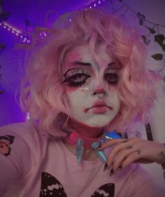 Clown Alt Makeup, Cute Clown Makeup Aesthetic, Aesthetic Clown Makeup, Cute Cosplay Ideas, Clown Core Fashion, Pink Clown Makeup, Clown Core Aesthetic