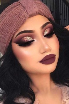 Winter Make-up, Winter Make Up, Makeup Cantik, Gold Eyeliner, Prom Makeup Looks, Fall Makeup Looks, Pinterest Makeup