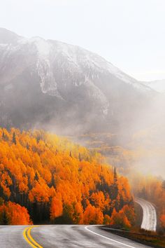 Colorado Praising God, Clearwater Beach, Colorado Mountains, Fall Ideas, Taos, Lombok, Iphone Wallpapers, Rocky Mountains