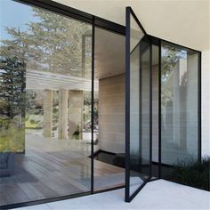 gloryirondoors steel frame full panel glass pivot door with sidelights Single French Door, Porte In Ferro, Door Inspiration, Glass Walls, Laminated Glass, Pivot Doors, Glass Front Door, Garden Doors, Main Entrance