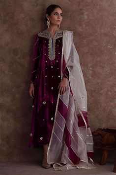 Velvet long kurta with straight silk pant,kurta has beautiful sequin ,beads hand embroidery over the neck and sleeves with small motifs all over the front. It has beautiful two shades organza dupatta to complete your super stylish look for any party or wedding. There will be lining under the velvet top ✨This dress can be customise in any other colour and in all size, please contact us regarding any changes if you want.We will make this dress as per customer requirement. ✨ Our dresses take little Festive Velvet Kurta, Velvet Traditional Wear With Dabka Work For Party, Designer Velvet Traditional Wear With Long Sleeves, Party Velvet Salwar Kameez With Zari Work, Elegant Velvet Traditional Wear For Diwali, Elegant Velvet Diwali Traditional Wear, Velvet Long Sleeve Traditional Designer Wear, Elegant Velvet Salwar Kameez For Diwali, Designer Long Sleeve Velvet Salwar Kameez