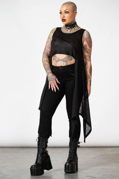 SHIRLEY.- Soft, slightly sheer stretch fabric.- Distressed look.- Seam detailing.- Statement hanky hem.- Cropped.- Fitted.Model is 5ft 7 and wears a size M.with KILLSTAR branding, 100% Polyester. Cyberpunk Plus Size, Punk Fashion Plus Size, Plus Size Techwear, Cyberpunk Fashion Women, Rock Style Women, Crop Vest, 2010 Fashion, Personal Style Inspiration, Cyberpunk Fashion