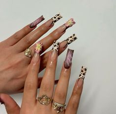 Nail Art Fleur, Nails Flower, Nails Summer Nails, Medium Nails, Nails 3d, Punk Nails, Airbrush Nails, Duck Nails, Anime Nails