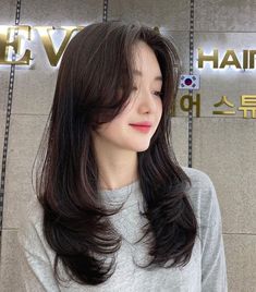 Korean Long Hair, Hair Style Korea, Bangs With Medium Hair, Shot Hair Styles, Haircuts For Medium Hair, Hair Stylist Life, Haircuts For Long Hair