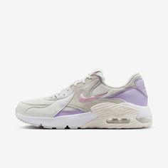 Inspired by the Nike Air Max 90, the Nike Air Max Excee celebrates a classic through a new lens. Elongated design lines and distorted proportions on the upper elevate an icon into a modern space. Nike Air Max Excee Women, Air Max Excee, Nike Air Max Excee, Nike Max, Everyday Basics, Nike Air Max 95, Air Max 95, Women Lifestyle, Nike Air Max 90