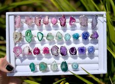 Absolutely Stunning Natural Raw Agate Geode Crystal Rings. ️ * Each ring is entirely unique with it's own beauty, no 2 rings are exactly alike. * US Sizes 6 1/2, 7 1/2, 8 1/2, 9, 9 1/2, 10, 10 1/2, & 11 available. See other listing for additional agate ring options ☀️🔮 *925 Silver Band Woodstock Ga, 2 Rings, Druzy Crystal, Agate Geode, Druzy Agate, Agate Ring, Fantasy Jewelry, Wish Shopping, Crystal Rings