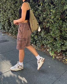 Women’s Cargo Shorts Outfit, Green Nb 550 Outfit, Women Cargo Shorts Outfit, Summer Outfits Cargo Shorts, Green Cargo Shorts Outfits Women, New Balance 550 Aime Leon Dore, New Balance 550 Outfit Black Woman, 550s Outfit, Cargo Shorts Outfits Women Summer