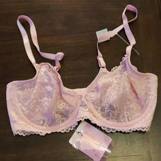 Pretty Savage X Fenty Lace Bra. Light Pink. Adjustable Straps. Feel Beautiful Underneath It All In This Bra. Cute Bras Sets, Light Pink Lingerie, Fenty Savage, Savage Fenty, Pink Bras, Pretty Savage, Blue Lace Bra, Pink Lace Bra, Pink Bralette