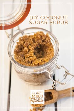 Coconut Sugar Scrub, Brown Sugar Scrub, Body Scrub Recipe, Diy Coconut, Homemade Scrub, Sugar Scrub Recipe, Diy Body Scrub, Sugar Scrub Diy, Organic Remedy