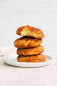 photo of four brown butter snickerdoodle cookies stacked on a small white plate Brown Butter Snickerdoodles, Snickerdoodle Muffins, Snickerdoodle Cookies, Cookie Dough Balls