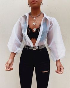 Fest Outfits, Bralette Outfit, Sheer White Blouse, Summer Work Outfits, Creation Couture, Blouse Outfit, Edgy Outfits, Sheer Blouse