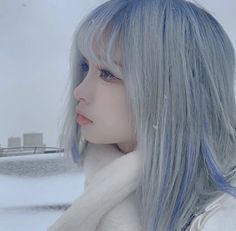 White Hair With Light Blue Highlights, White And Blue Hair Aesthetic, Pale Blue Hair Aesthetic, Pastel Blue Hair Aesthetic, Silver Hair Korean, White Hair Blue Highlights, Blue And White Hair Aesthetic