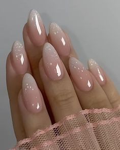 Almond Nail, Pink Nail Polish, Pink Nail, Neutral Nails, Elegant Nails, Fancy Nails, Nail Shapes