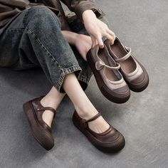 Flat Casual Shoes, Chunky Wedges, Chunky Heels Casual, Velcro Tape, Canvas Flats, Chunky Heel Pumps, Casual Flat Shoes, Black Loafers, Pig Skin