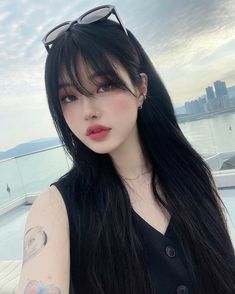 Be Proud Of Your Progress, Medium Long Haircuts, Rich Girl Lifestyle, Long Hair With Bangs, Long Black Hair, Anime Hair, Asian Hair, Long Hair Cuts, Korean Hairstyle