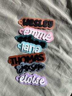 This is a personalized custom name keychain, perfect for your kid's bag tag, lunchbox tag, diaper bag tag or even for a luggage tag for traveling! There are 6 fonts to choose from, 4 different keychains, and a variety of colors to choose from.  COLORS AND FONTS - 6 fonts to choose from - 4 keychain types/colors SIZING & MATERIALS - 1/8" matte acrylic  - Size: approx. 2in x 4in - keychain options: nylon ring; yellow gold, chrome silver or gunmetal black  PROCESSING, CANCELLATION, & SHIPPING - We process all orders 24 hours after the time you've placed your order - No changes or cancellations can be made after 24 hours from the time you placed your order - Processing time: 1-2 business days - Shipping: 3-5 business days (does not include processing days) Please be mindful during the holiday Badge Holders Diy, Kids Bag Tags, Daycare Bag, Kids Bag, Name Keychain, Bag Keychain, Personalized Gifts For Kids, Bag Tag, Custom Keychain