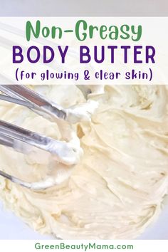 Homemade Whipped Body Butter, Body Lotion Recipe, Whipped Lotion Recipe, Diy Body Butter Recipes Non Greasy, Non Greasy Body Butter Recipe, Body Butters, How To Make Body Butter, Whipped Body Butter Recipe, 3 Ingredient Body Butter