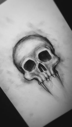 easy pencil art Skull Drawing Sketches, Easy Pencil Drawings, Skull Sketch, Scary Drawings, Horror Drawing, Creepy Drawings, Skull Art Drawing, Skulls Drawing, Charcoal Drawings