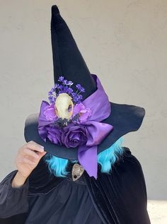 Witch hat, Witch, Witches hat, Skull hat, Forest hat, Witch's hat, Halloween, Goth, Gothic, Cosplay, Horror Witches hat is beautiful I love it so much Purple flowers and raccoon skull Very light One of a kind creation by msformaldehyde Wizard Core, Raccoon Skull, Gothic Cosplay, Halloween Goth, Witch Shop, Skull Hat, Witchy Crafts