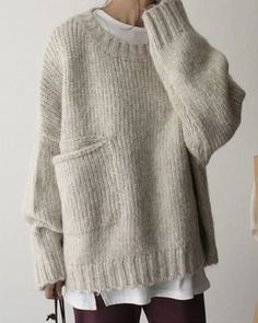 Simple solid color sweater 2023 F/W 23BF Pullovers Spring Apricot Sweater, Oversize Pullover, Simple Sweaters, Pullover Mode, Cozy Fits, Casual Sweaters, Oversized Sweater, Outfit Casual, Sweater Sleeves