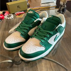 Nike Dunk Classic Green Size:10.5 Condition:10/10 Deadstock Ships Same Day Nike Green, Shoes Nike, Nike Dunk, Nike Dunks, Mens Shoes Sneakers, Men's Nike, Green Color, Green Colors, Nike Men